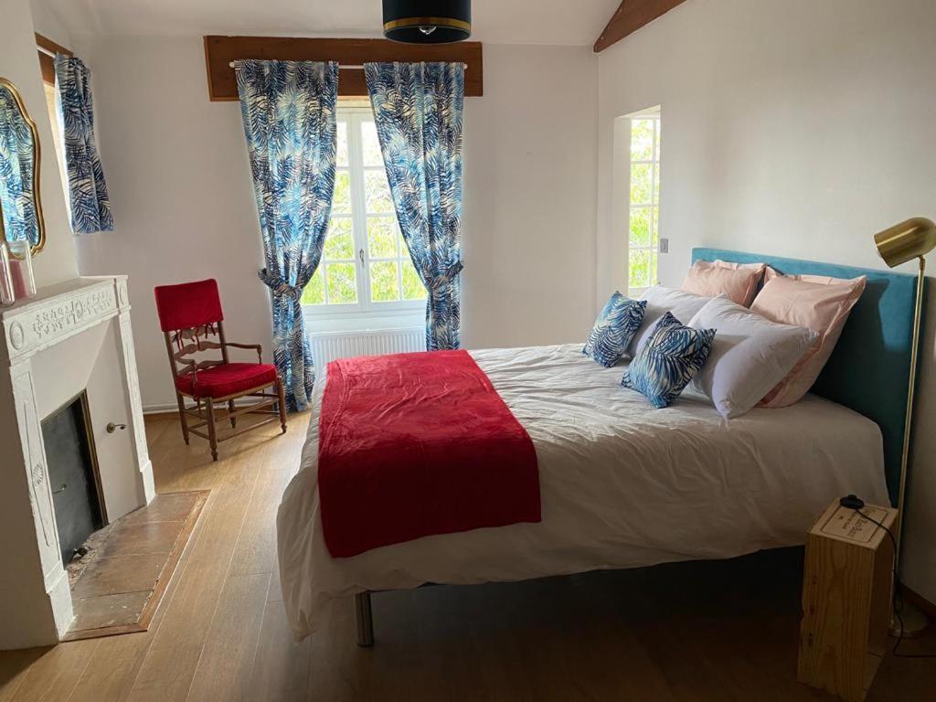 Le Jardin Dans Les Vignes Bed and Breakfast Barsac  Exteriör bild